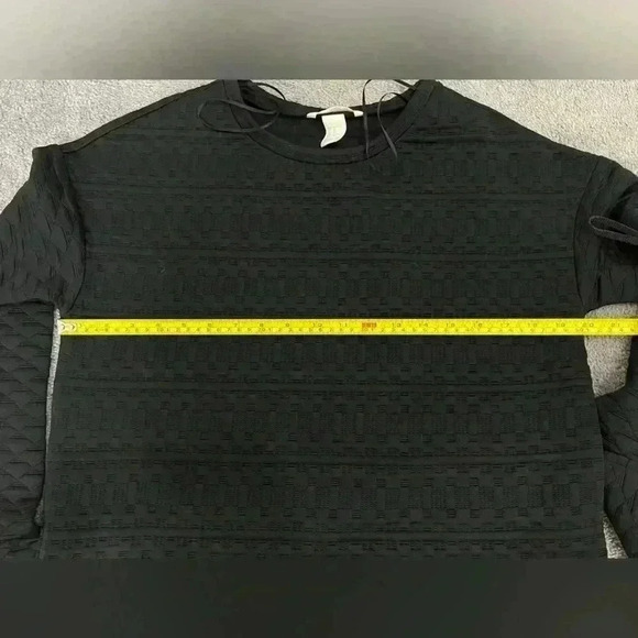 h&m oversized plain black textured pullover sweatshirt womens size extra small - Picture 7 of 7